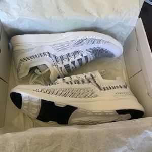 APL Men’s Techloom Breeze